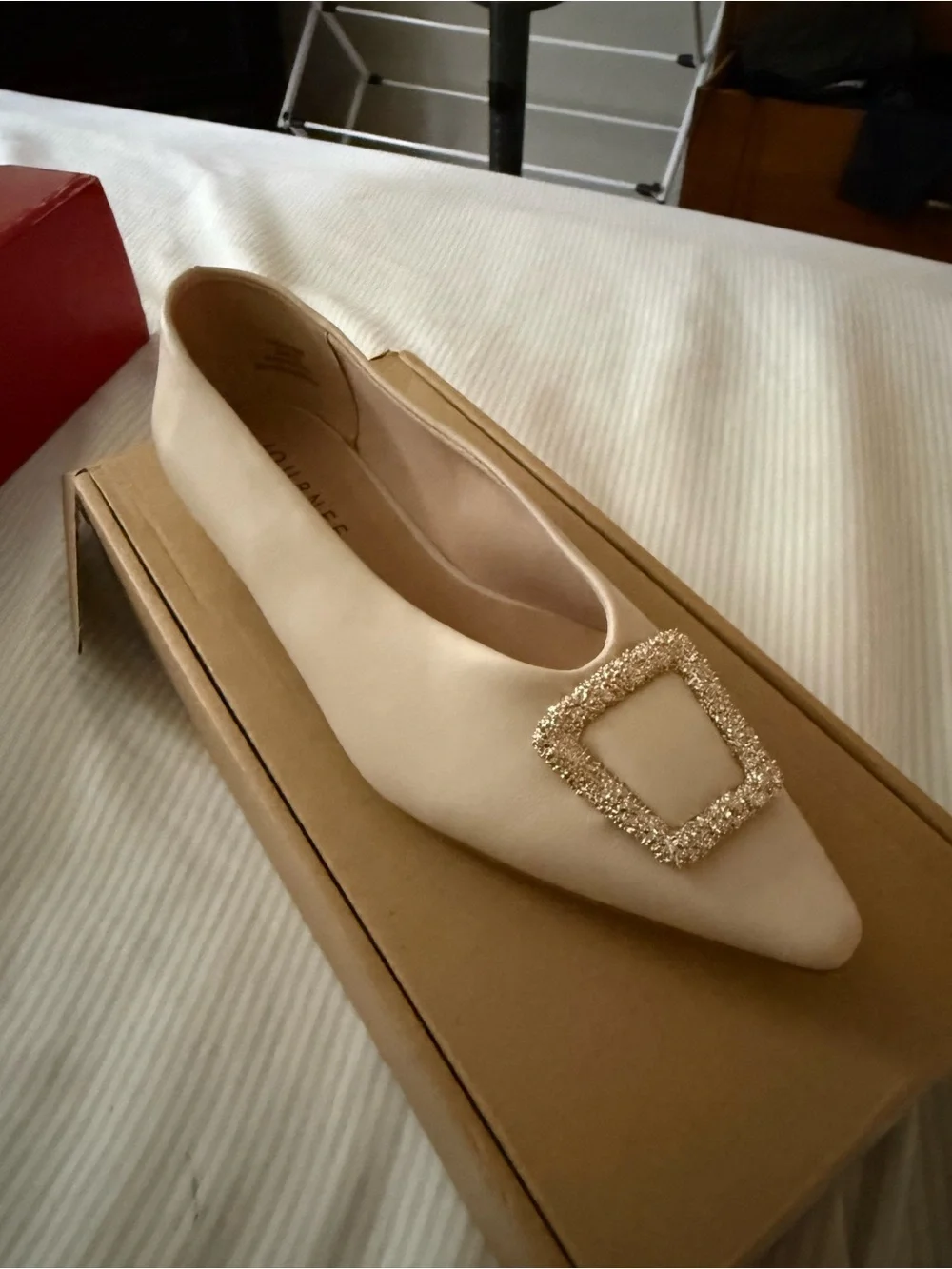NWT Journee Womens Elowen Slip On Slim Squared Off Pointed Toe Flats